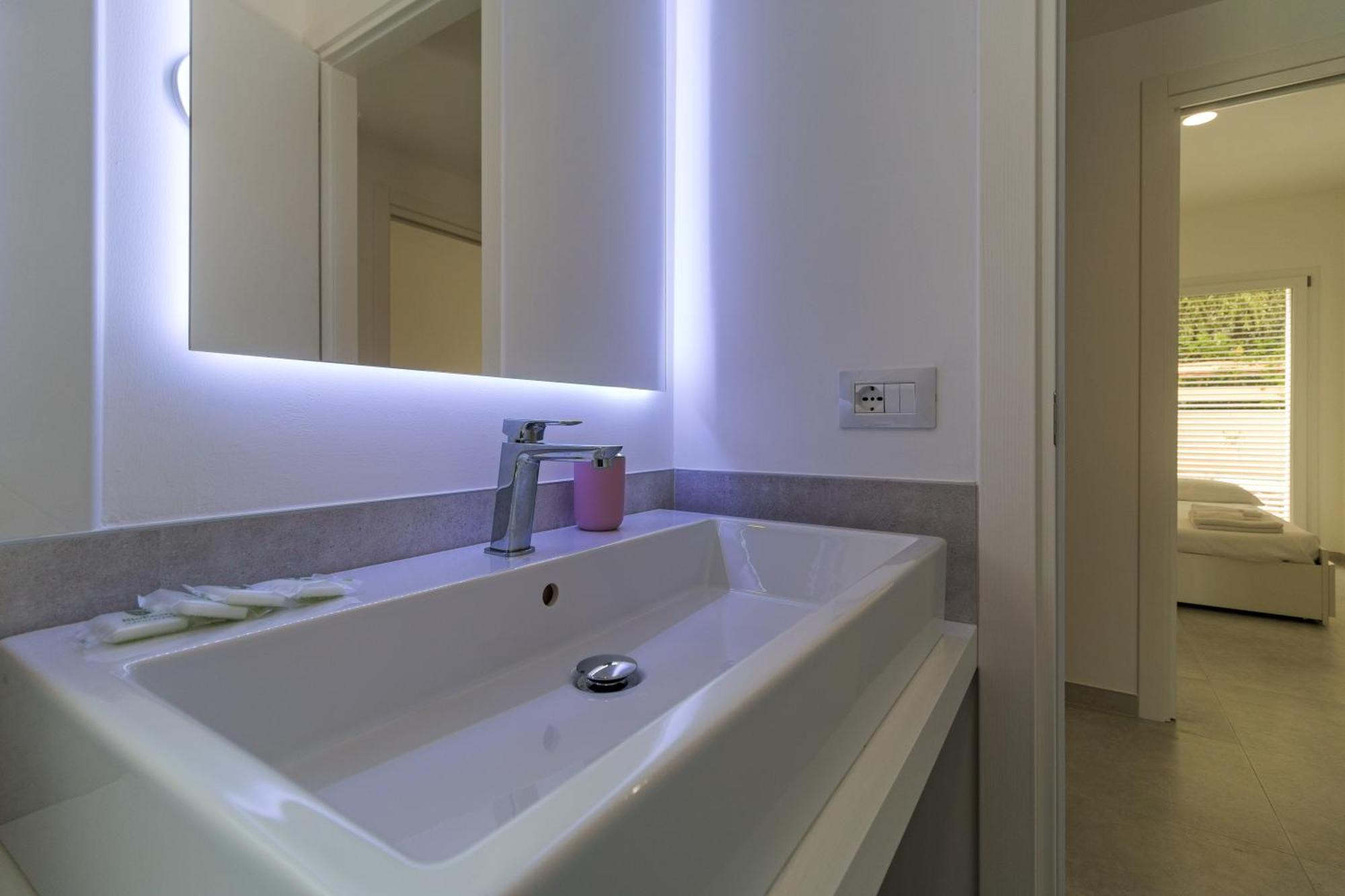 Appartamento Perla Bianca, Con Wifi E Air Con Cala Gonone Extérieur photo